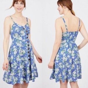 Modcloth Women's Sz. m Blue & Green Floral
Adjustable Tank Smocked Dress  twee